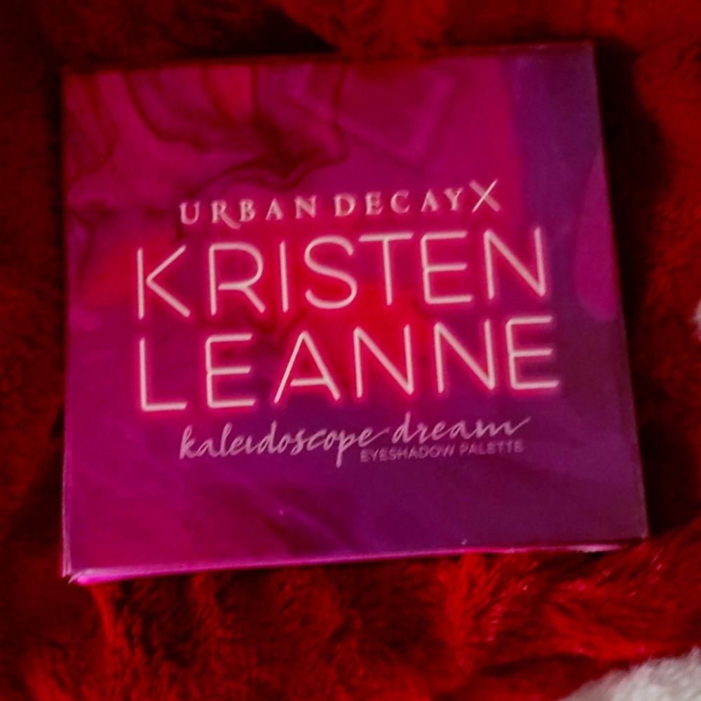 Urban Decay X Kristen Leanne NIB Limited Edition Eyeshadow Palette